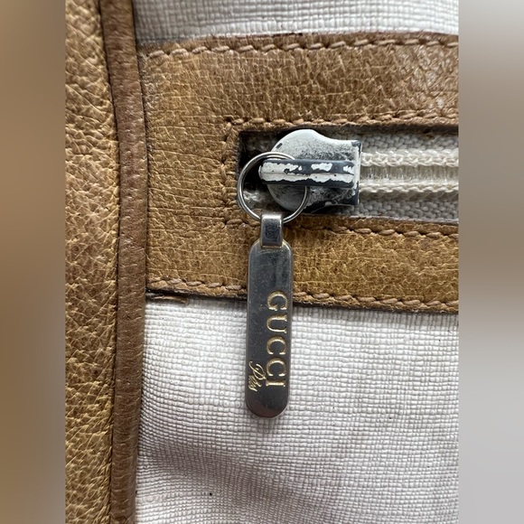 Gucci plus clutch - Picture 7 of 11